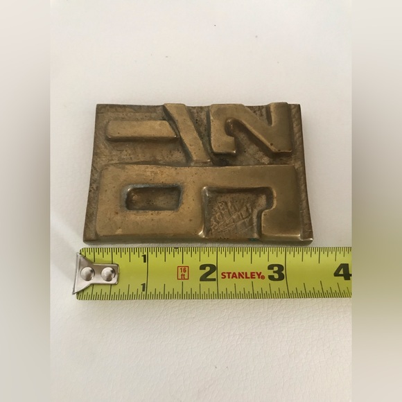 Vintage Brass Symbolical number 9 1/5 - Picture 6 of 8